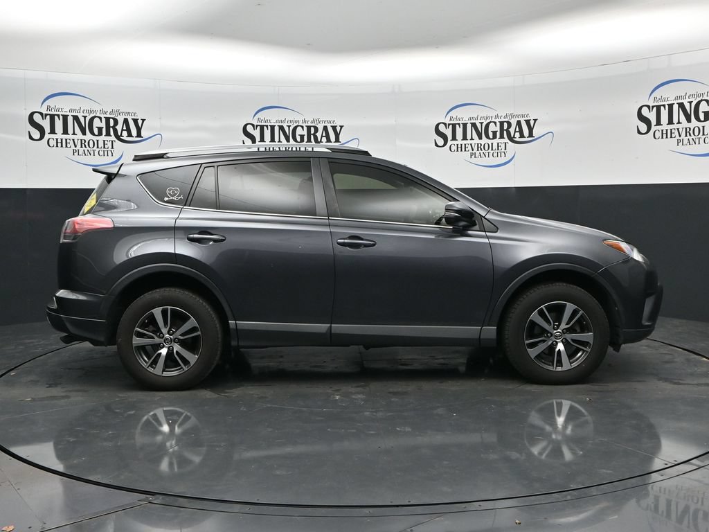 Used 2017 Toyota RAV4 XLE FWD image 8
