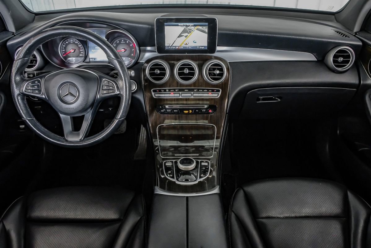 Used 2019 Mercedes-Benz GLC 300 image 13