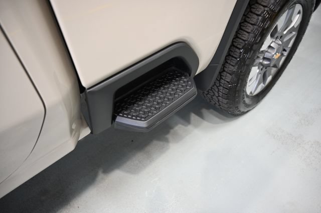 New 2026 Chevrolet Silverado 2500 Custom w/ Custom Value Package AWD/4WD image 27