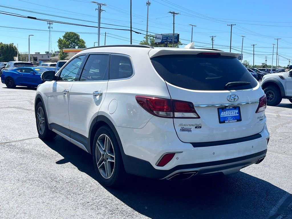 Used 2019 Hyundai Santa Fe XL w/ Cargo Package FWD image 7