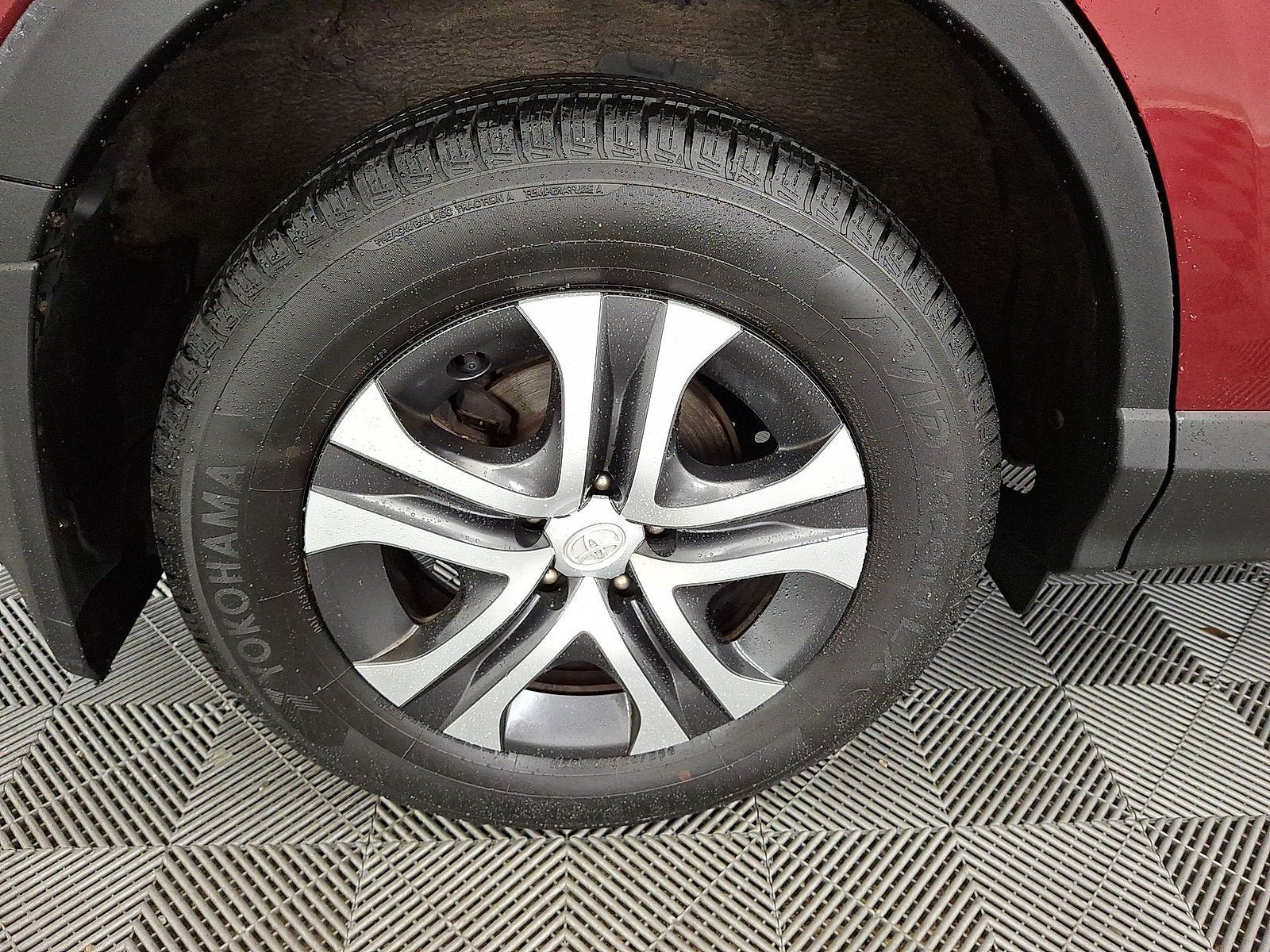 Certified 2018 Toyota RAV4 LE w/ All Weather Liner Package AWD/4WD image 17