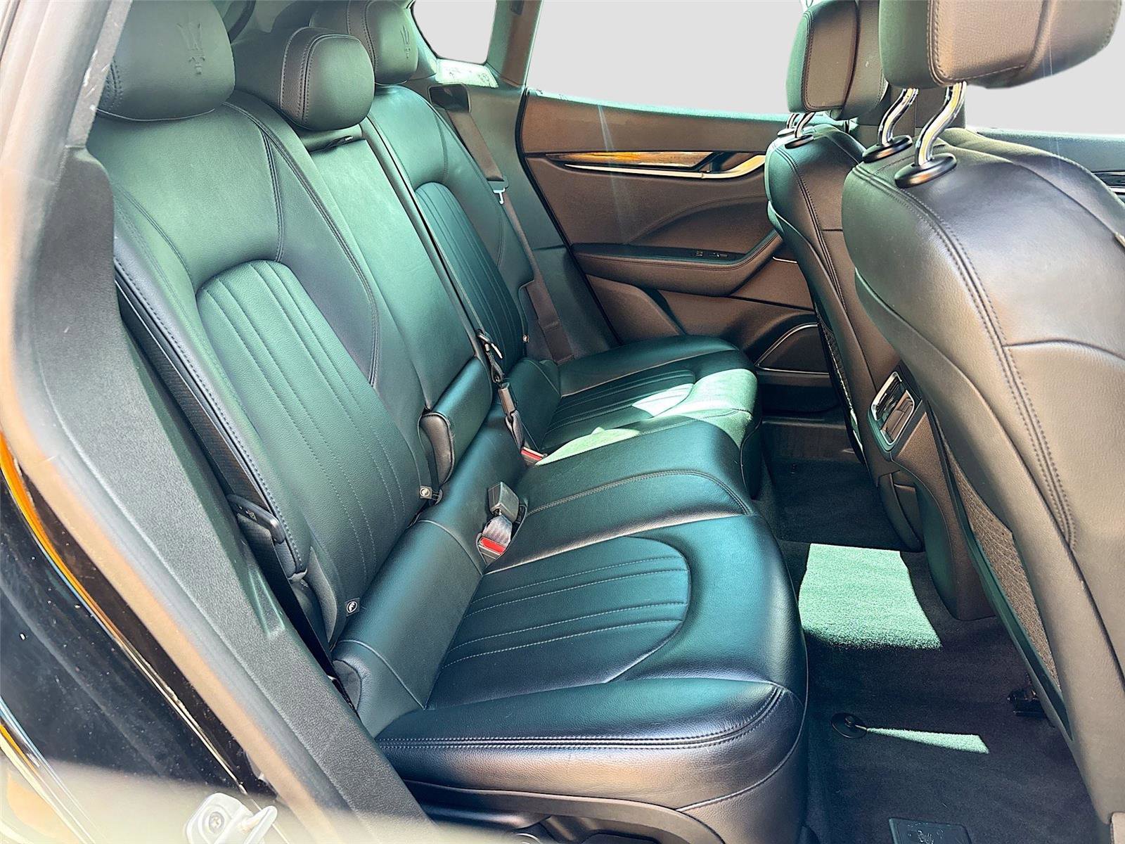 Used 2021 Maserati Levante S image 28