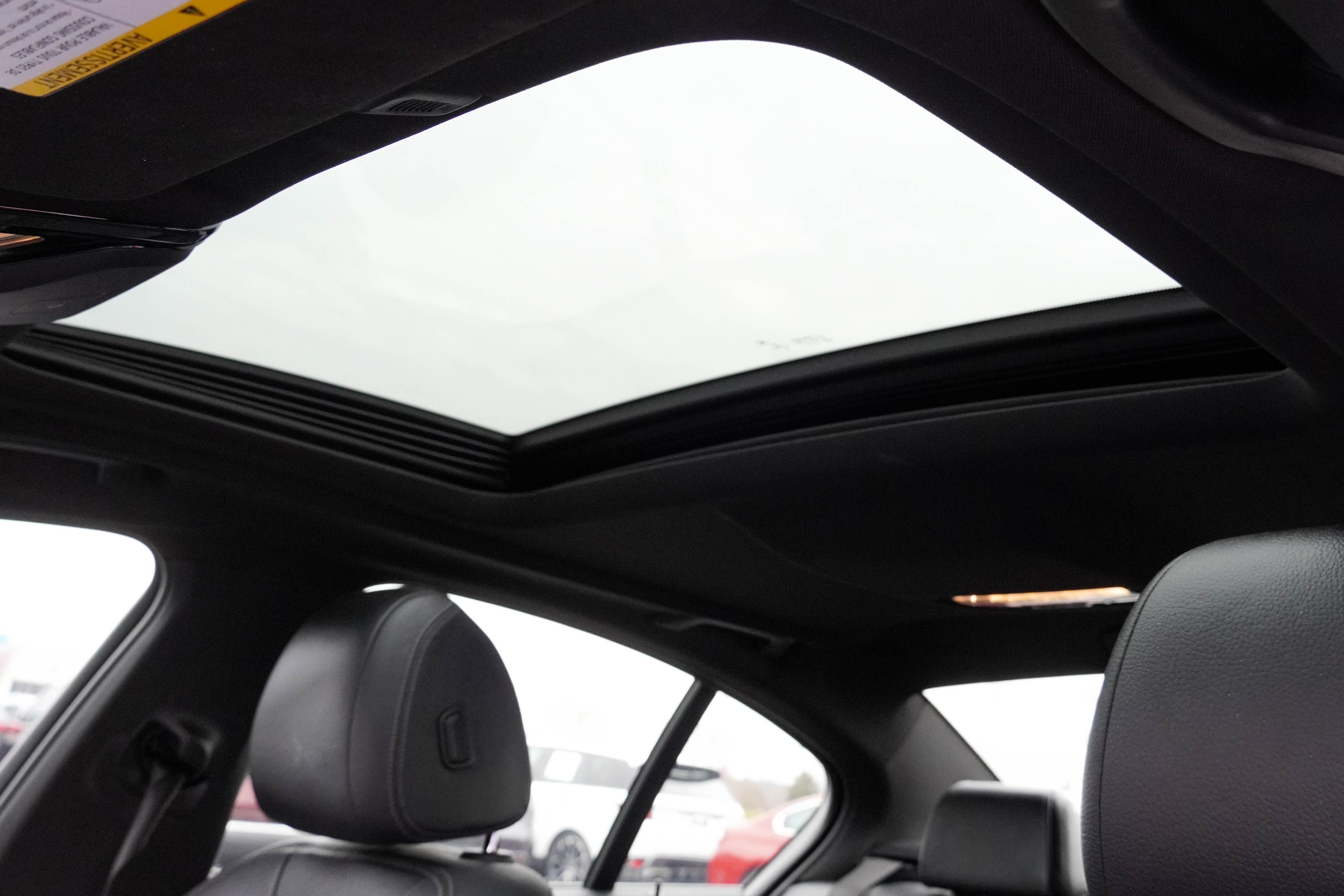 Used 2021 BMW 540i w/ M Sport Package image 15