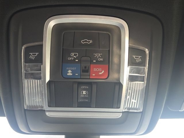 Used 2020 RAM 1500 Laramie w/ Sport Appearance Package AWD/4WD image 25