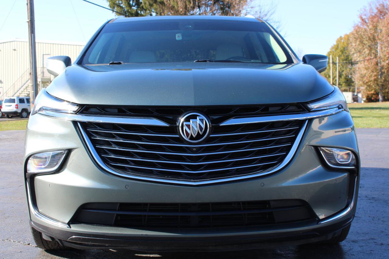 Used 2022 Buick Enclave Premium w/ Experience Buick Package FWD image 2