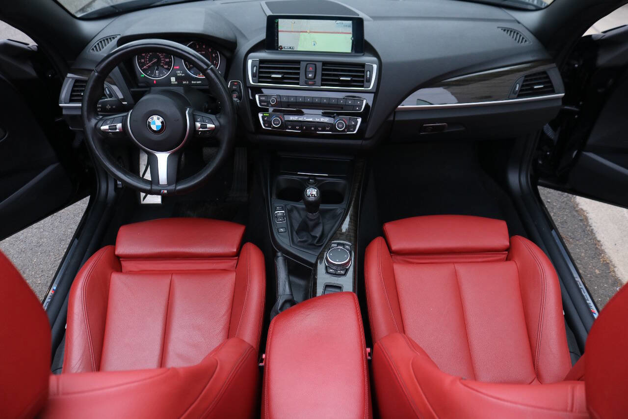 Used 2016 BMW M235i Convertible image 28