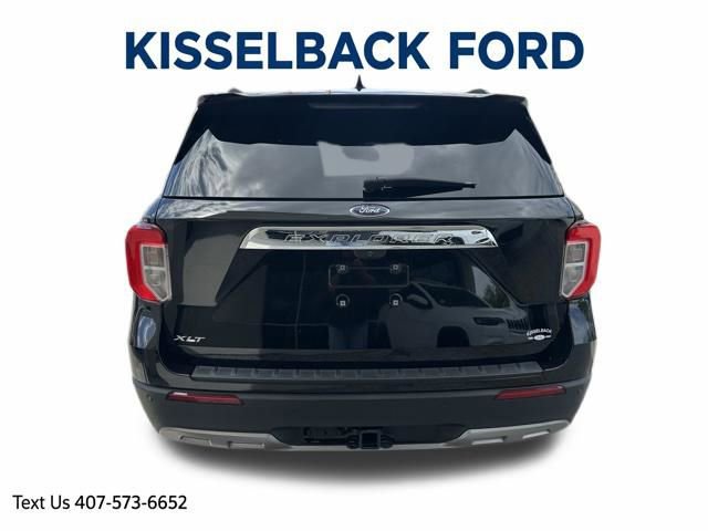 Used 2022 Ford Explorer XLT w/ Equipment Group 202A image 5