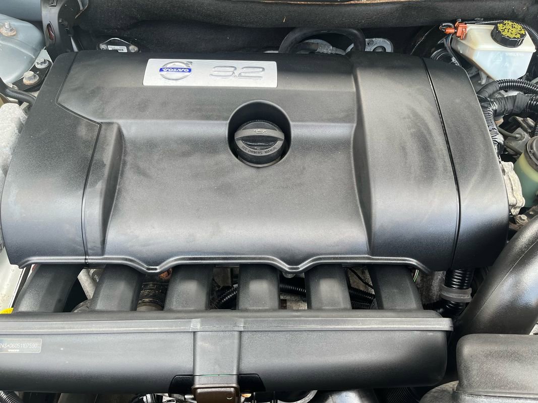 Used 2012 Volvo XC90 3.2 image 22