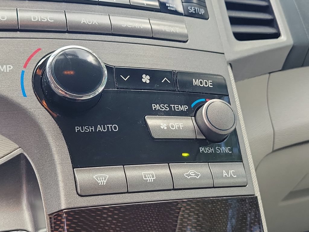 Used 2012 Toyota Venza LE w/ Protection Pkg FWD image 27