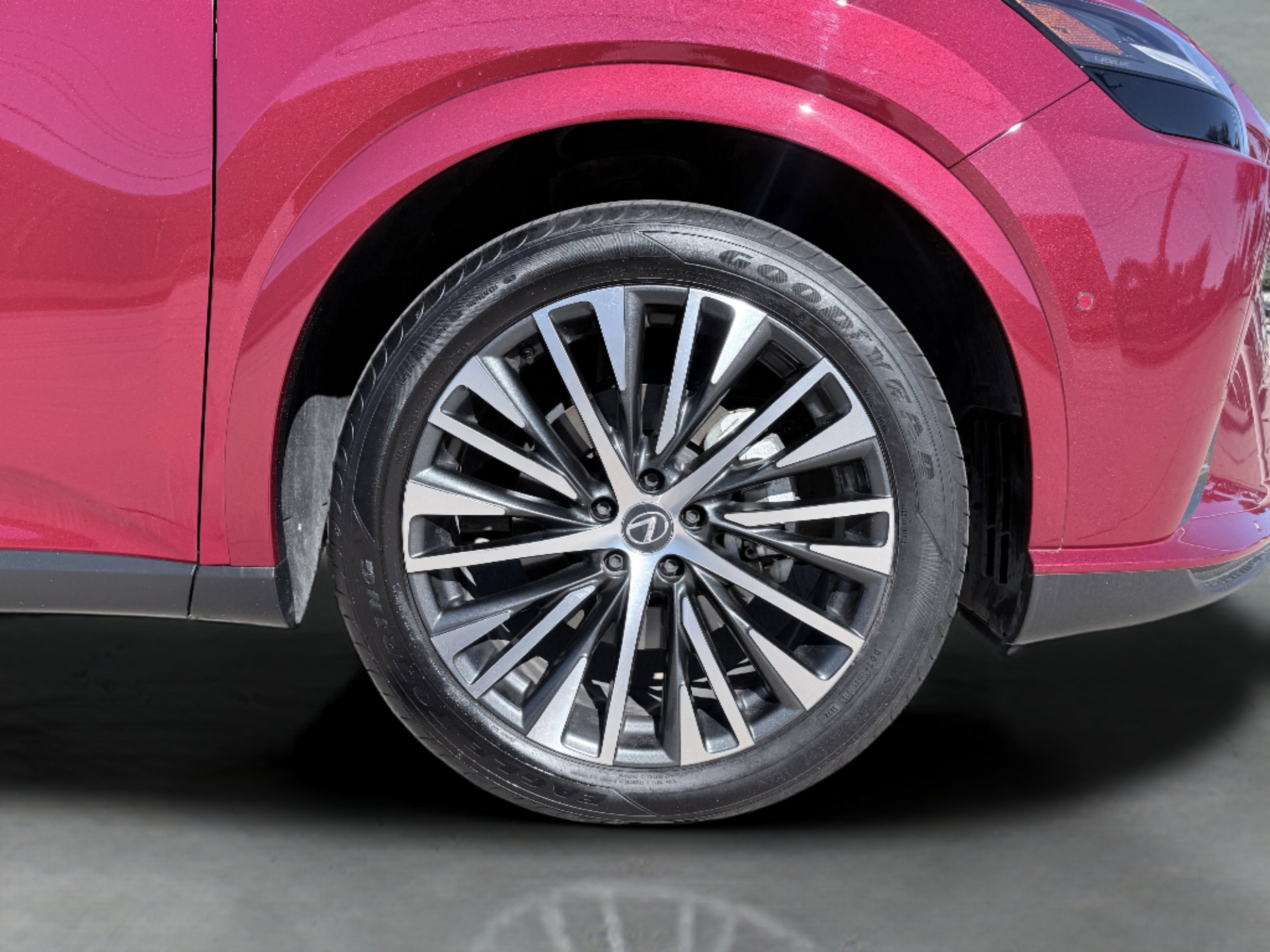 Used 2025 Lexus RX 350 Premium Plus w/ Convenience Package image 9