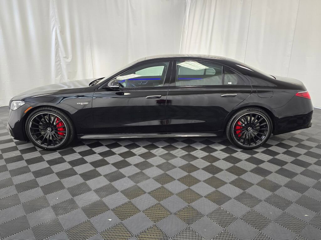 New 2025 Mercedes-Benz S 63 AMG S image 3