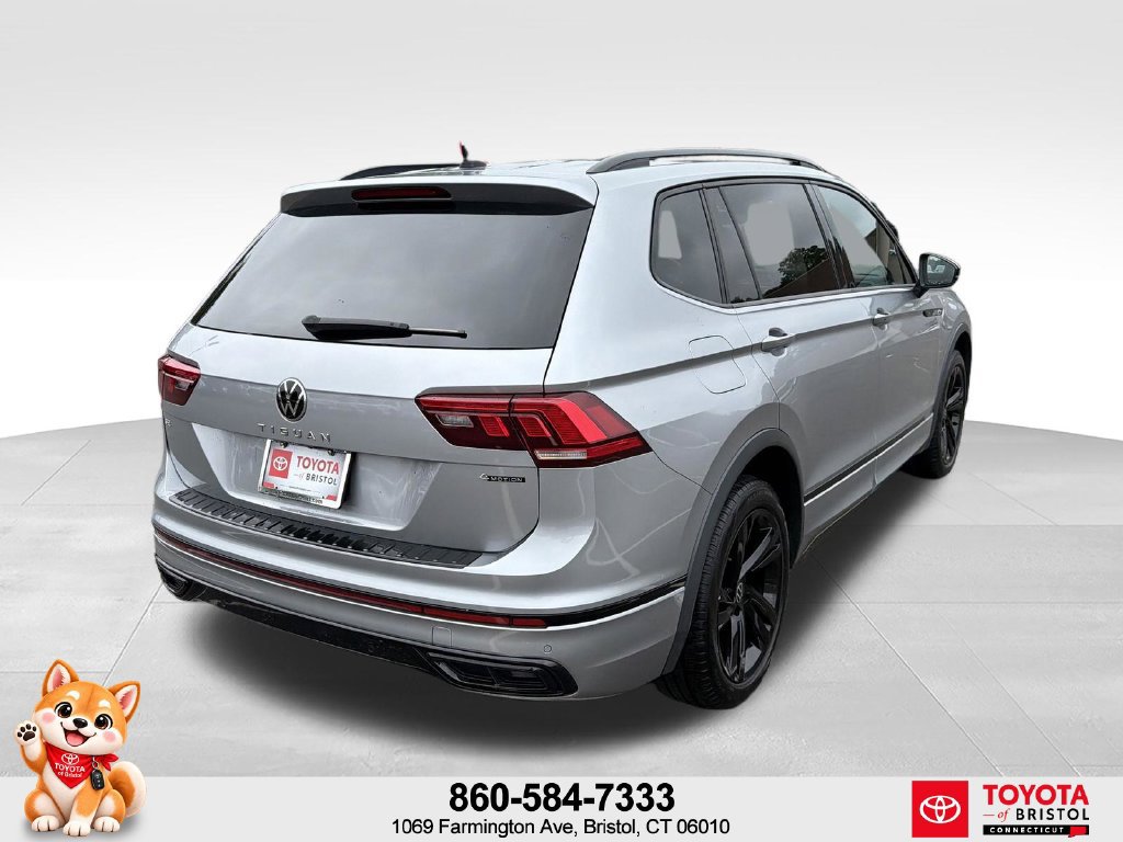 Used 2023 Volkswagen Tiguan SE R-Line AWD/4WD image 7