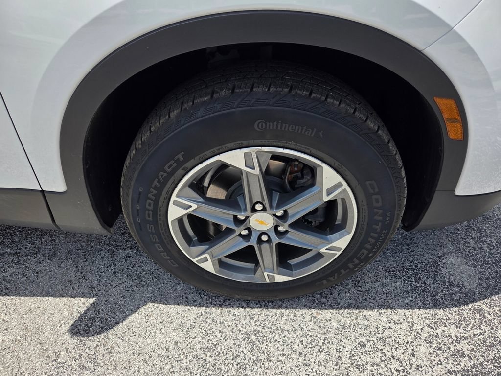 Used 2023 Chevrolet Blazer LT FWD image 18