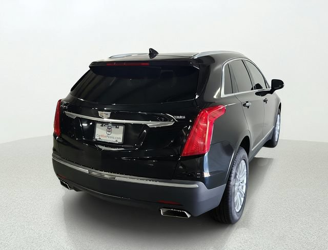 Used 2017 Cadillac XT5 FWD image 4