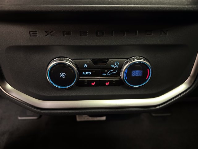 New 2027 Ford Expedition Max Platinum w/ Stealth Appearance Package AWD/4WD image 22