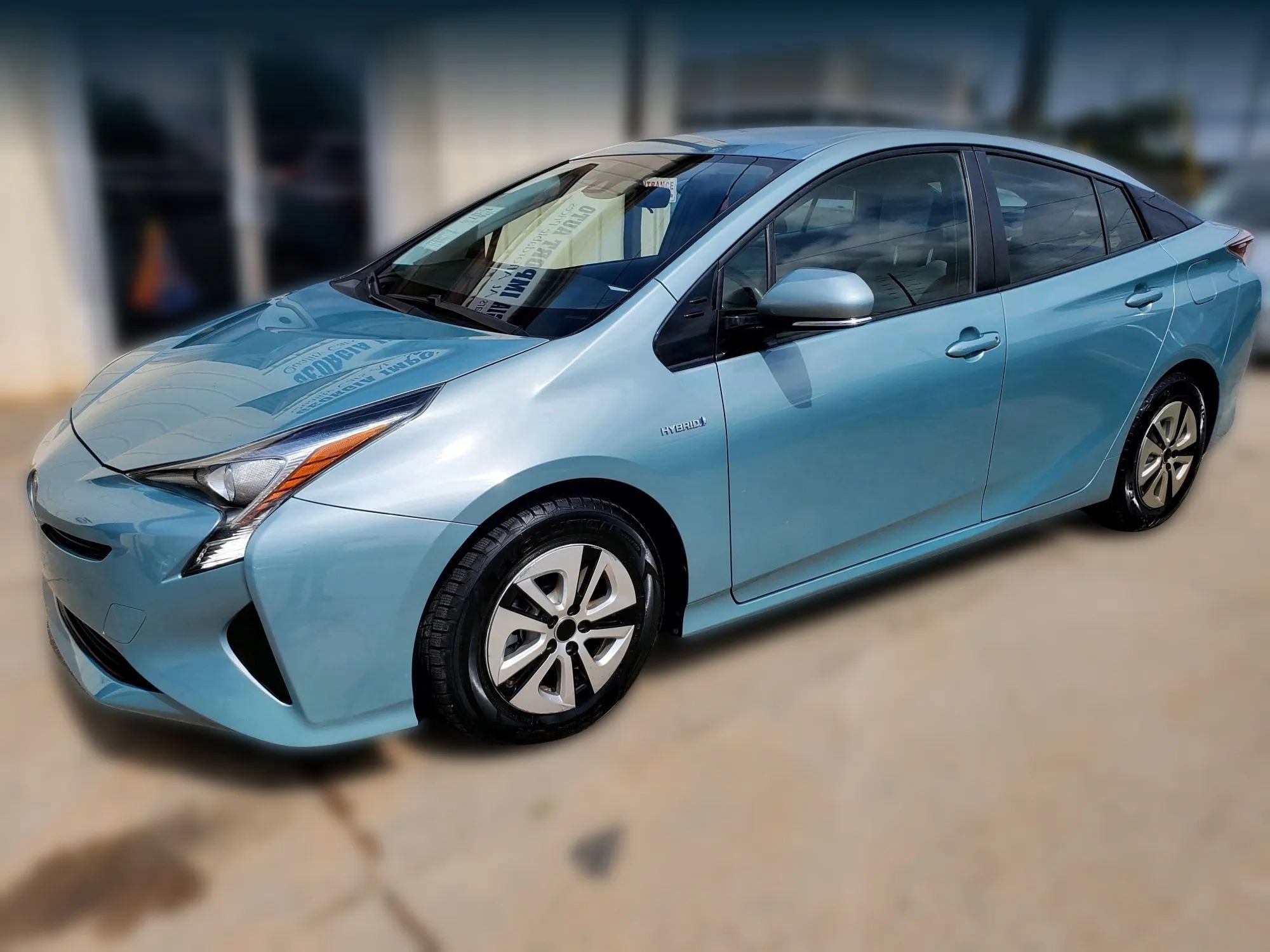 Used 2017 Toyota Prius Three w/ Carpet Mat Package FWD image 7