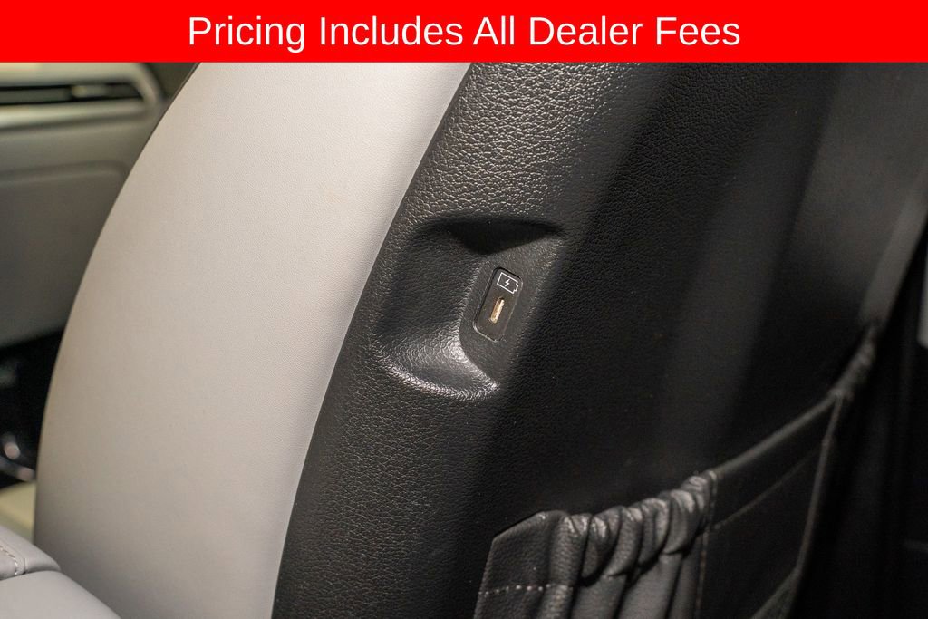 Used 2024 Hyundai Palisade SEL FWD image 9
