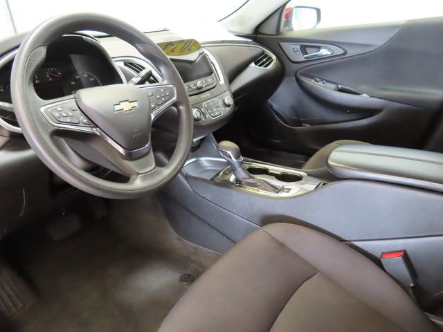 Used 2024 Chevrolet Malibu LT image 4