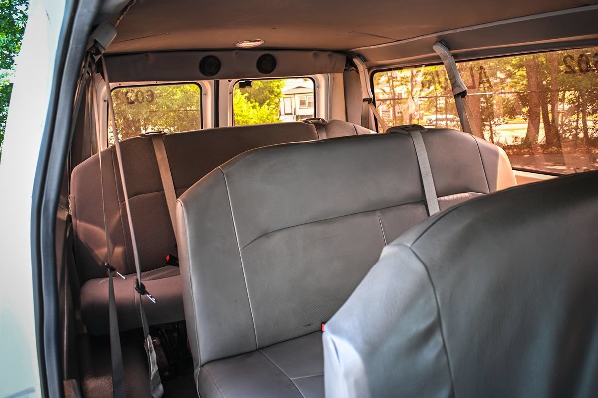 Used 2010 Ford E-250 and Econoline 250 RWD image 15