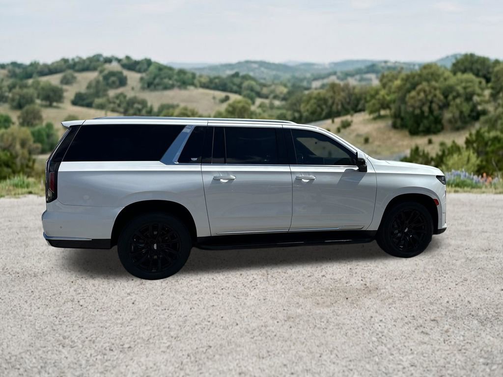 Used 2021 Cadillac Escalade ESV Premium Luxury AWD/4WD image 11
