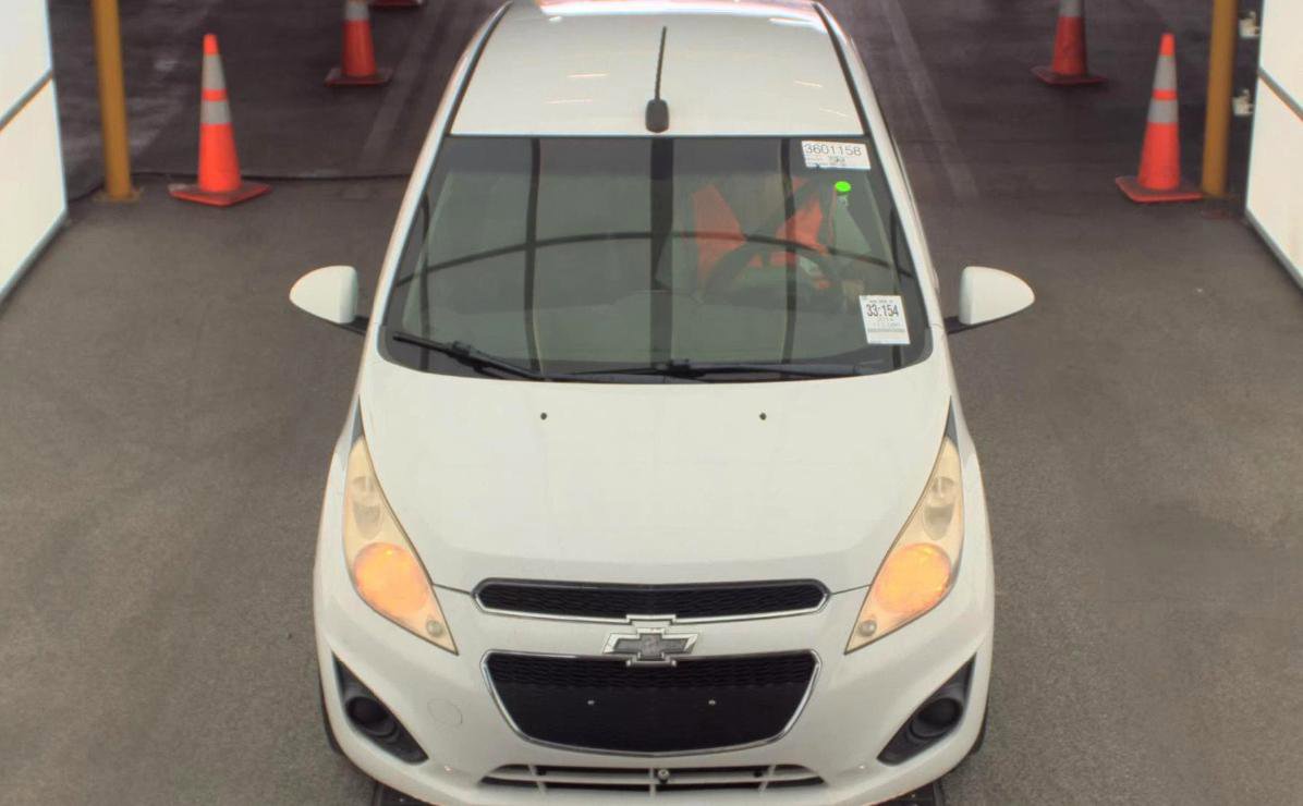 Used 2014 Chevrolet Spark LT image 2