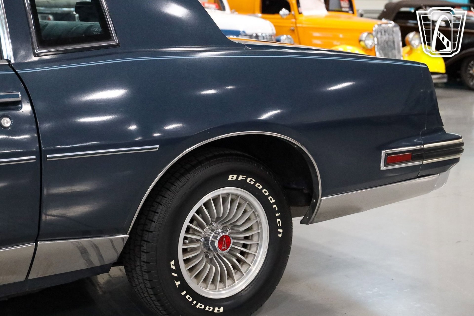 Used 1987 Pontiac Grand Prix LE image 22