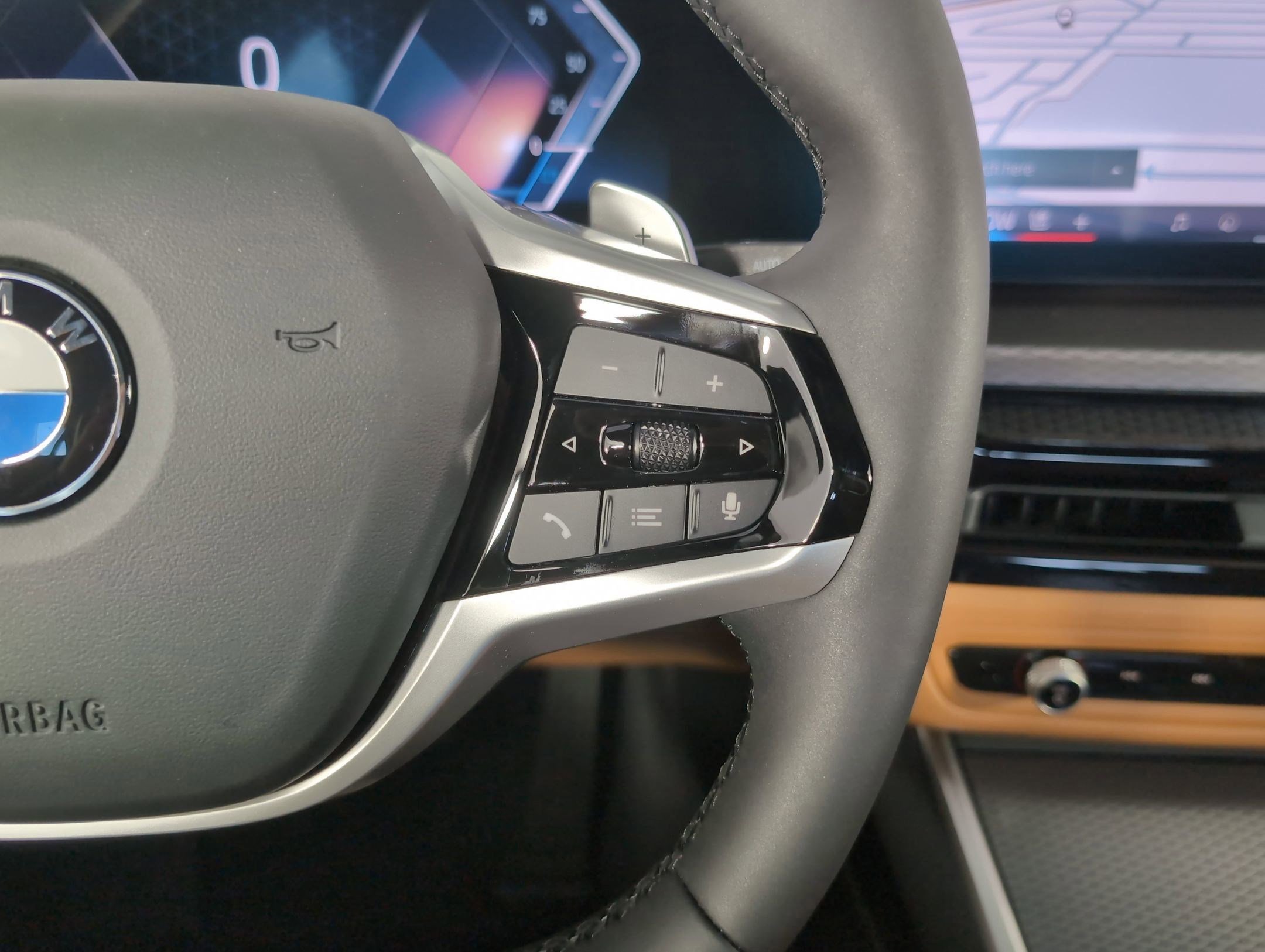 Used 2025 BMW 330i Sedan w/ Convenience Package image 25