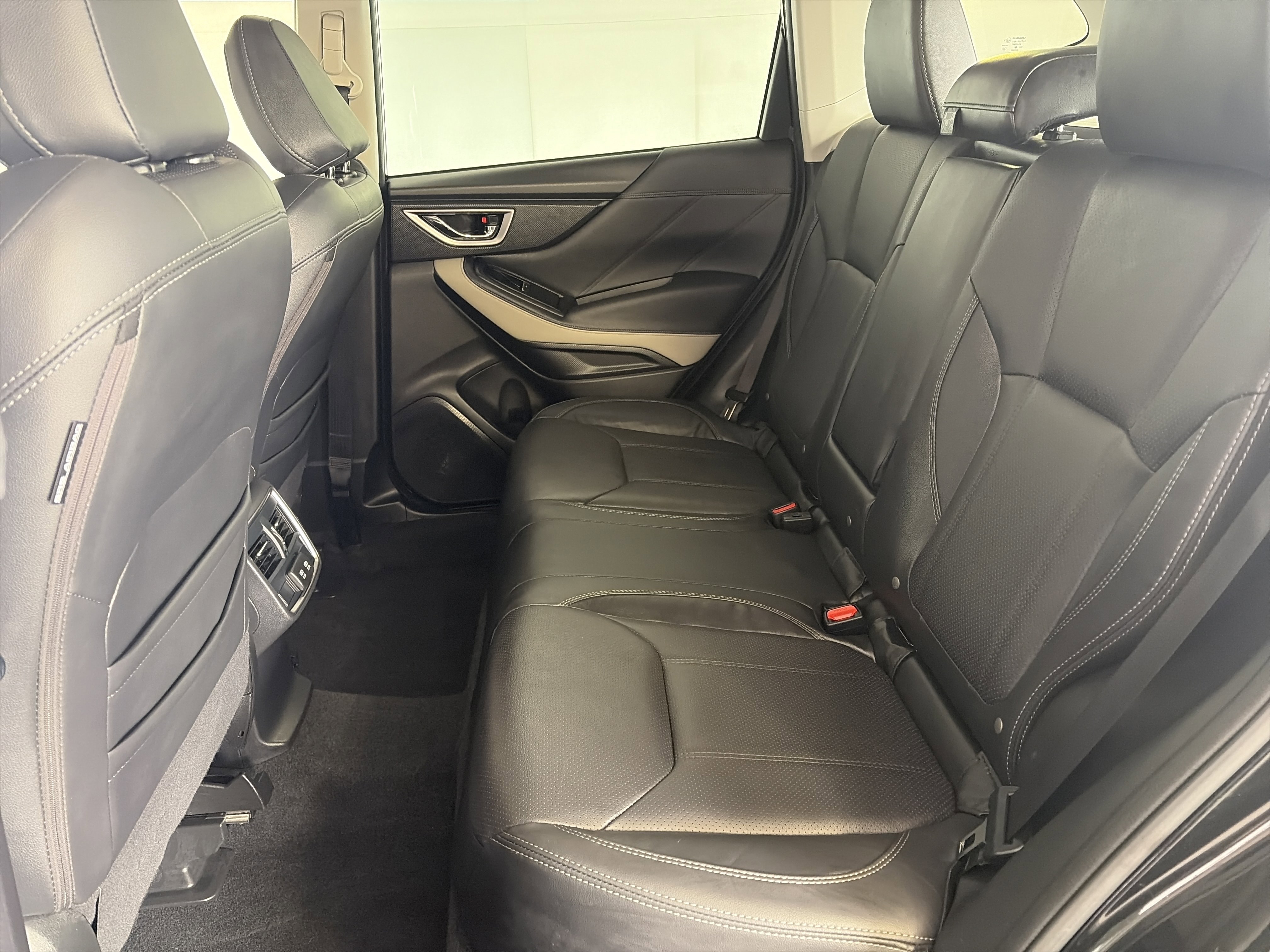 Certified 2024 Subaru Forester Limited image 24