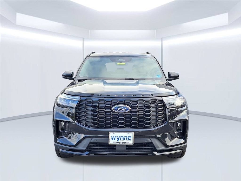 New 2026 Ford Explorer ST-Line w/ ST-Line Street Pack AWD/4WD image 2