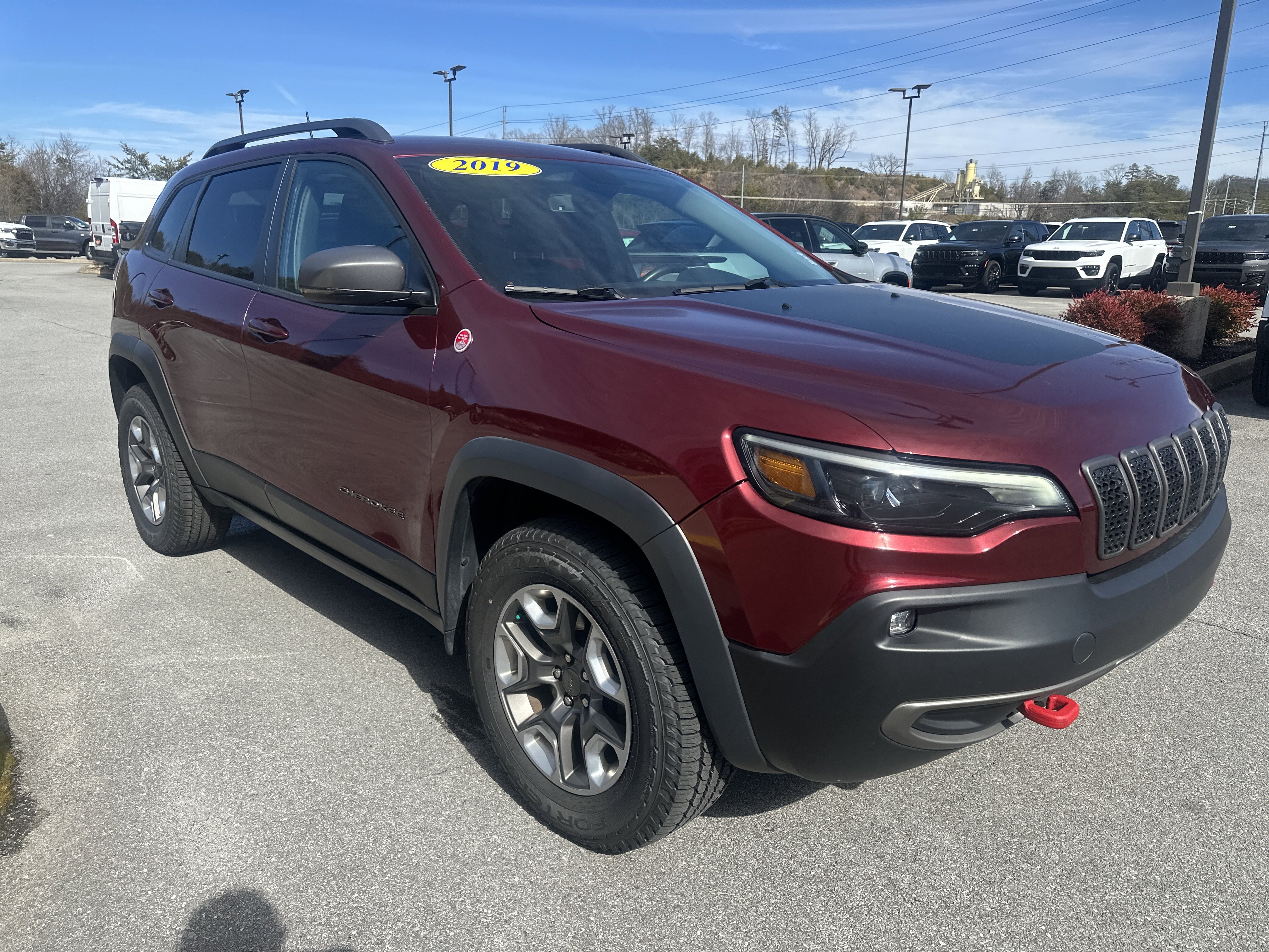Used 2019 Jeep Cherokee Trailhawk w/ Comfort/Convenience Group image 5