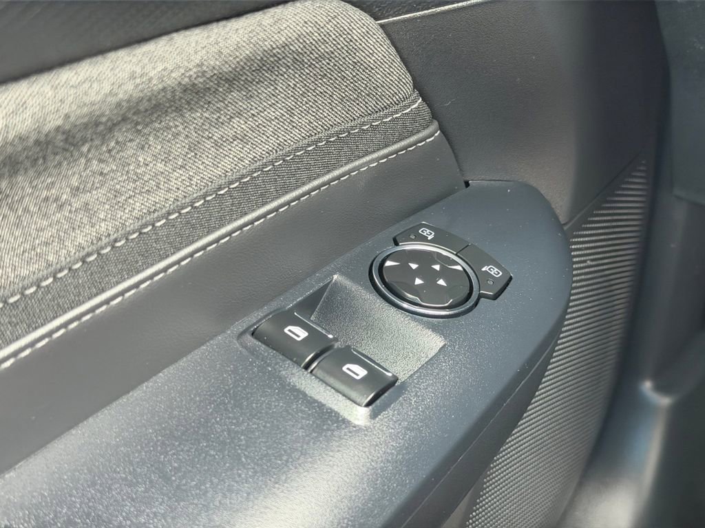 Used 2026 Ford Mustang Coupe RWD image 25