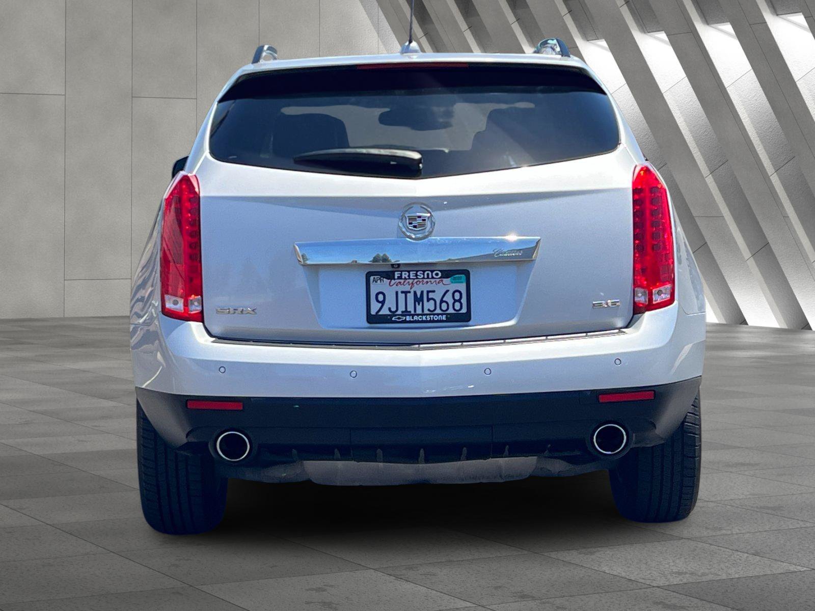 Used 2015 Cadillac SRX Luxury FWD image 5