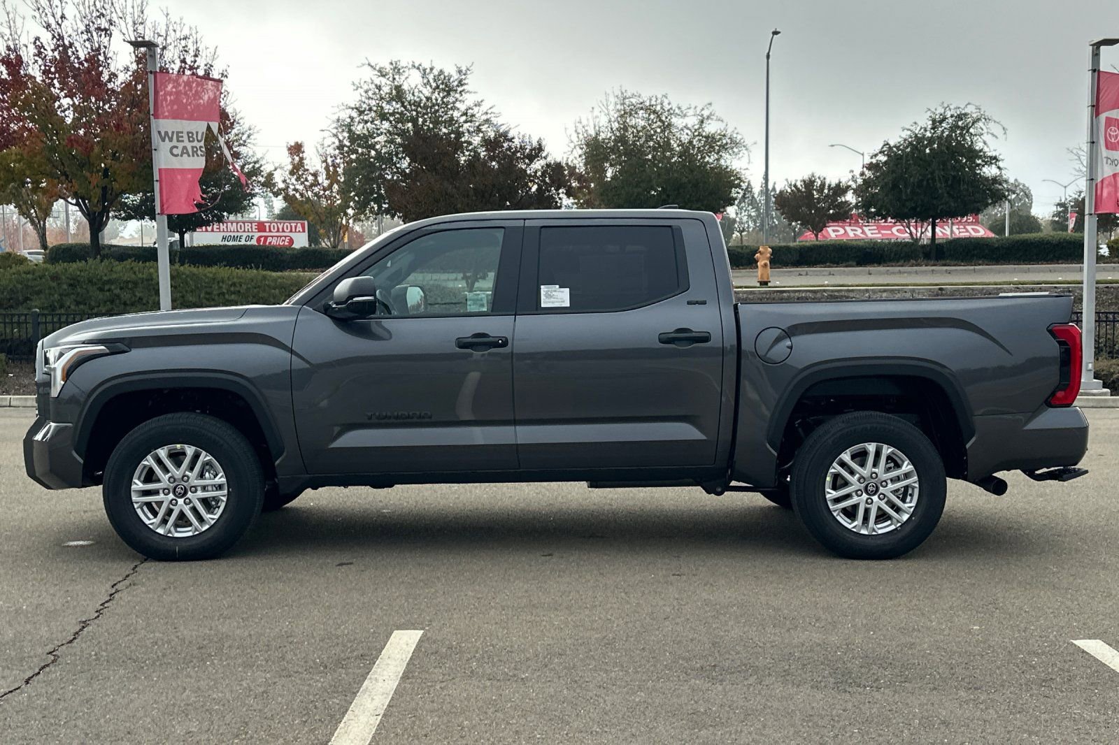 New 2026 Toyota Tundra SR5 AWD/4WD image 9