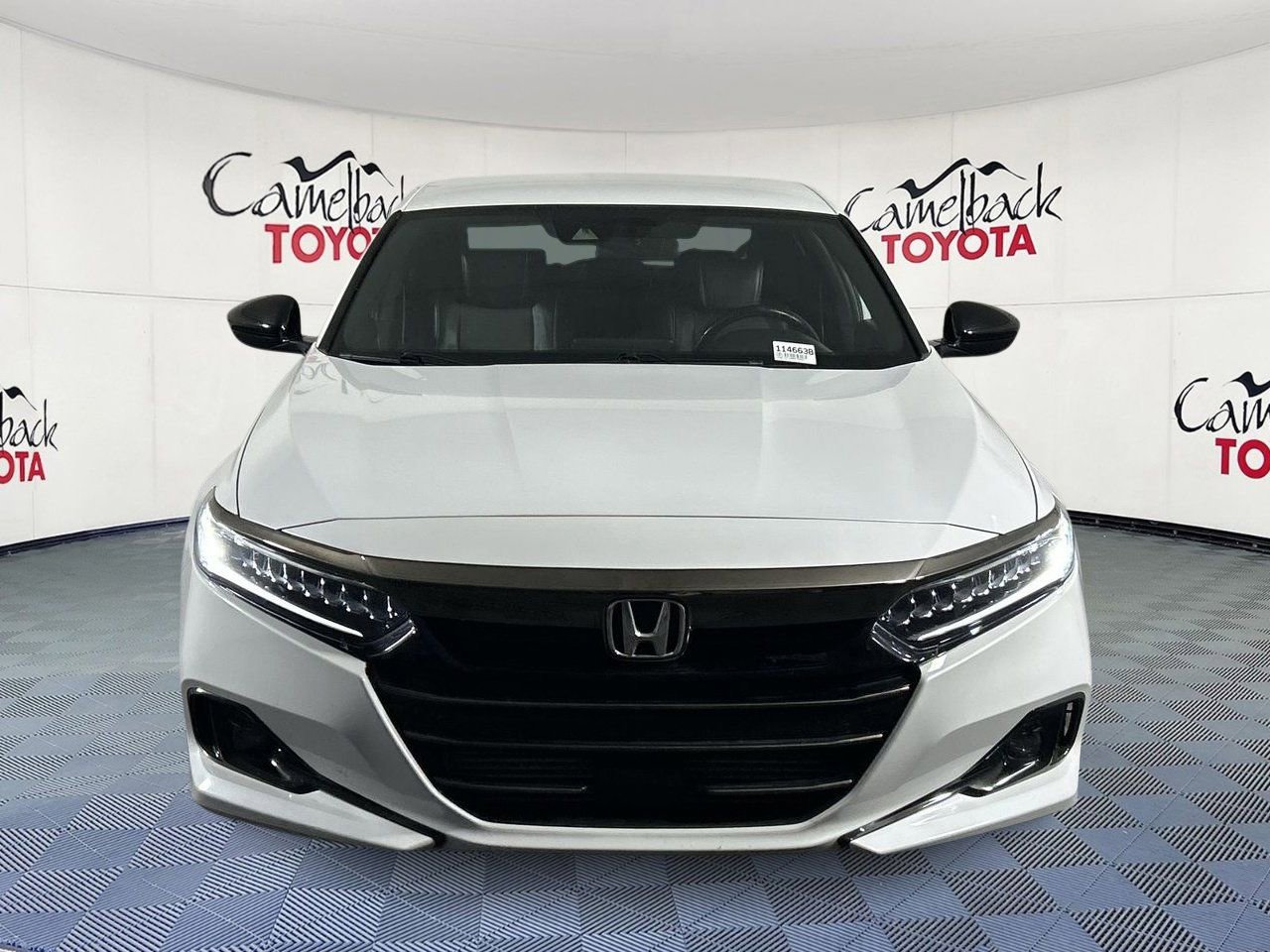 Used 2022 Honda Accord Sport image 2