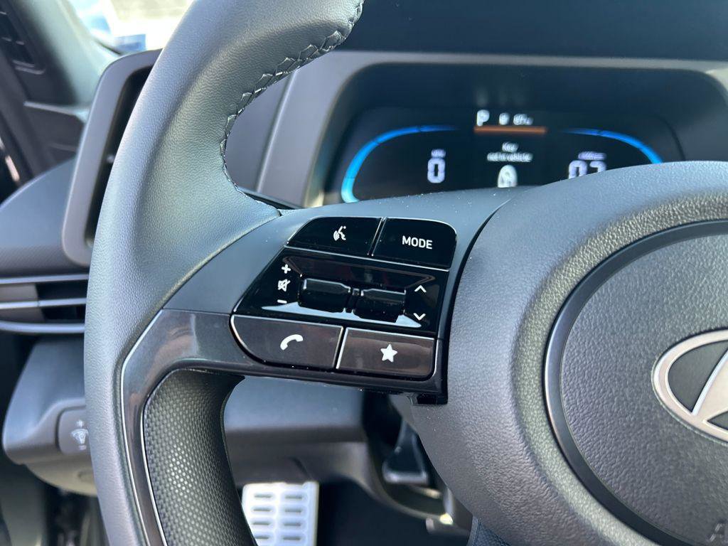 New 2026 Hyundai Elantra SEL Sport Premium image 18