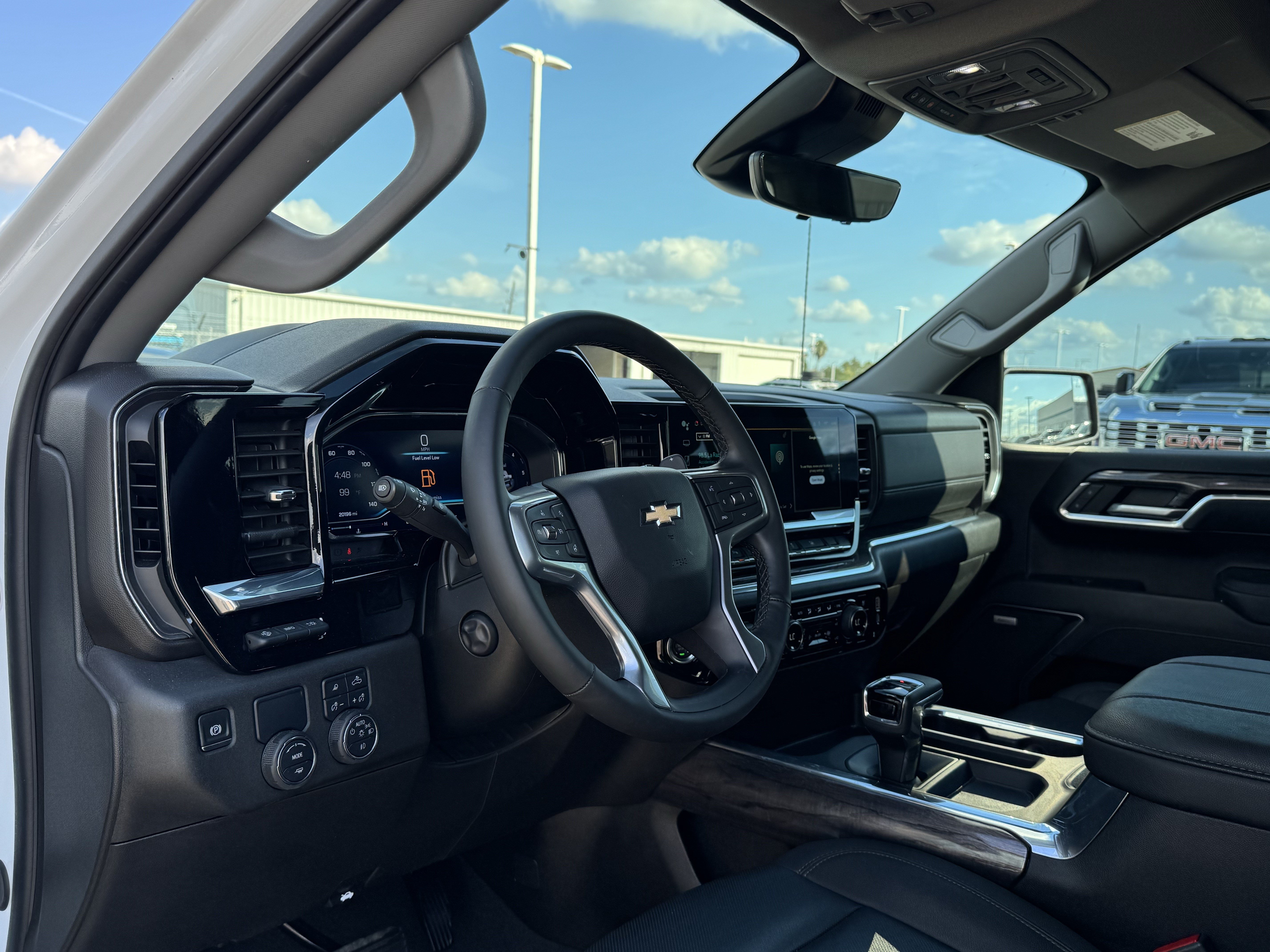 Used 2024 Chevrolet Silverado 1500 LTZ w/ LTZ Premium Texas Edition RWD image 17