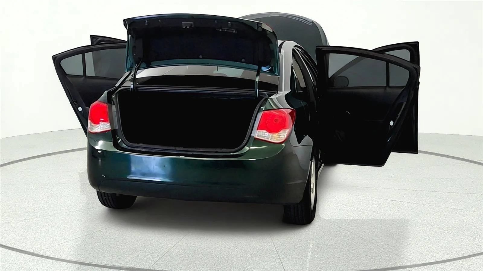 Used 2015 Chevrolet Cruze LT FWD image 11