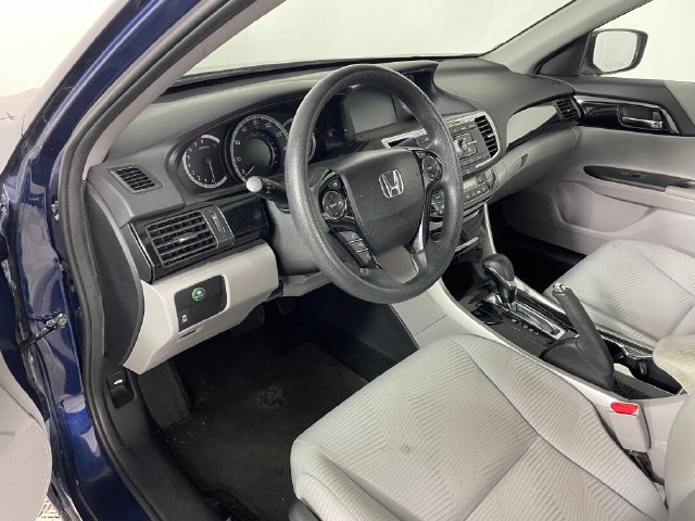 Used 2017 Honda Accord LX image 3