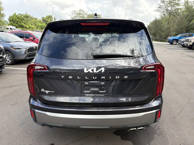 Used 2025 Kia Telluride S FWD image 3