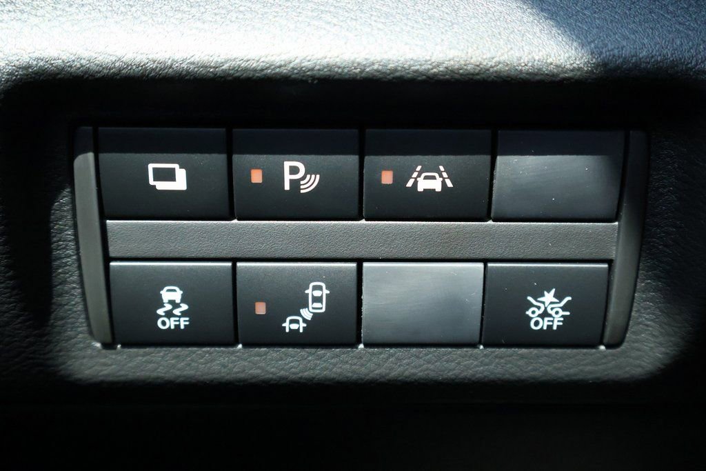 New 2025 Nissan Kicks Play S image 15