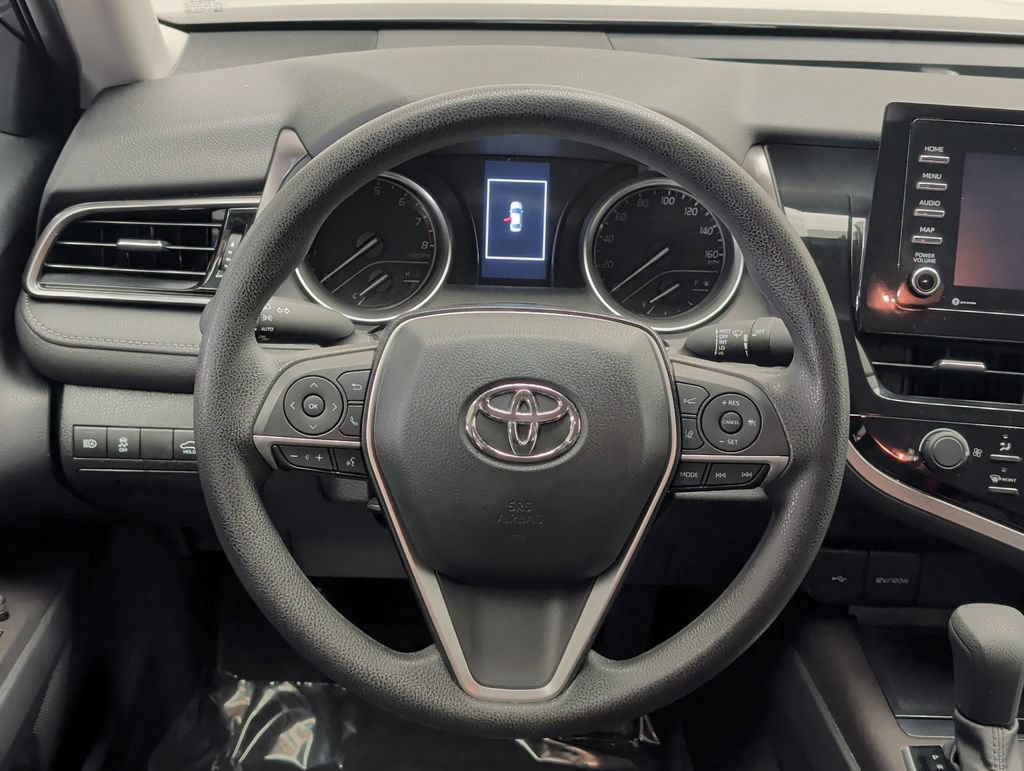 Used 2021 Toyota Camry LE FWD image 30