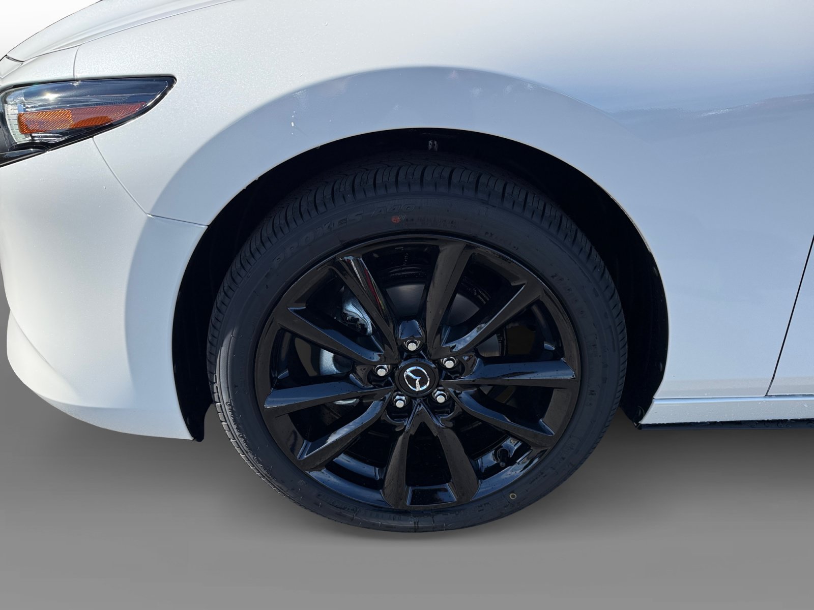 New 2026 MAZDA MAZDA3 2.5 S Hatchback w/ Premium Pkg FWD image 9
