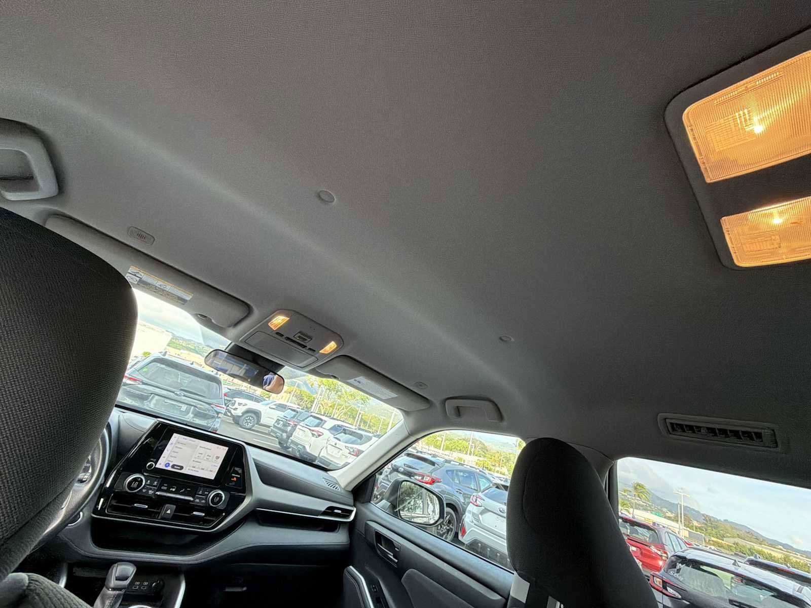 Used 2023 Toyota Highlander L image 22