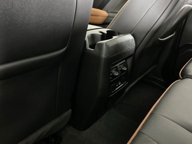 Used 2024 GMC Canyon AT4 w/ AT4 Premium Package AWD/4WD image 18