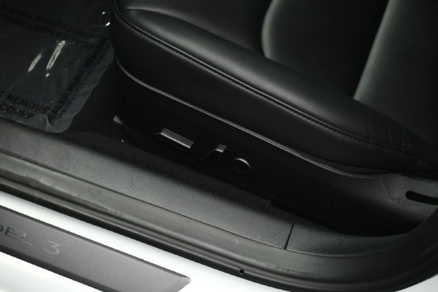 Used 2023 Tesla Model 3 Standard Range RWD image 44