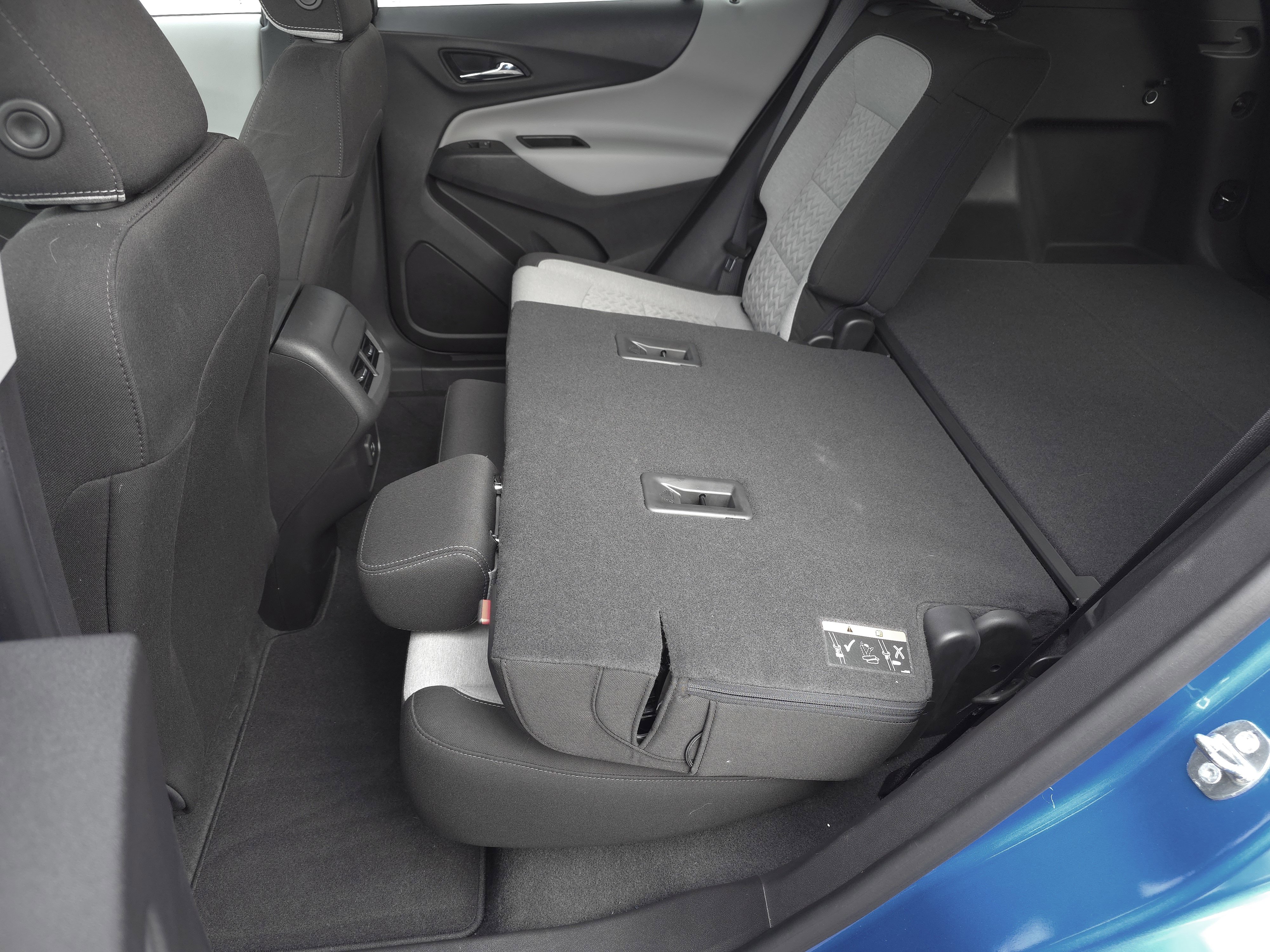 Used 2024 Chevrolet Equinox LS w/ LS Convenience Package image 25