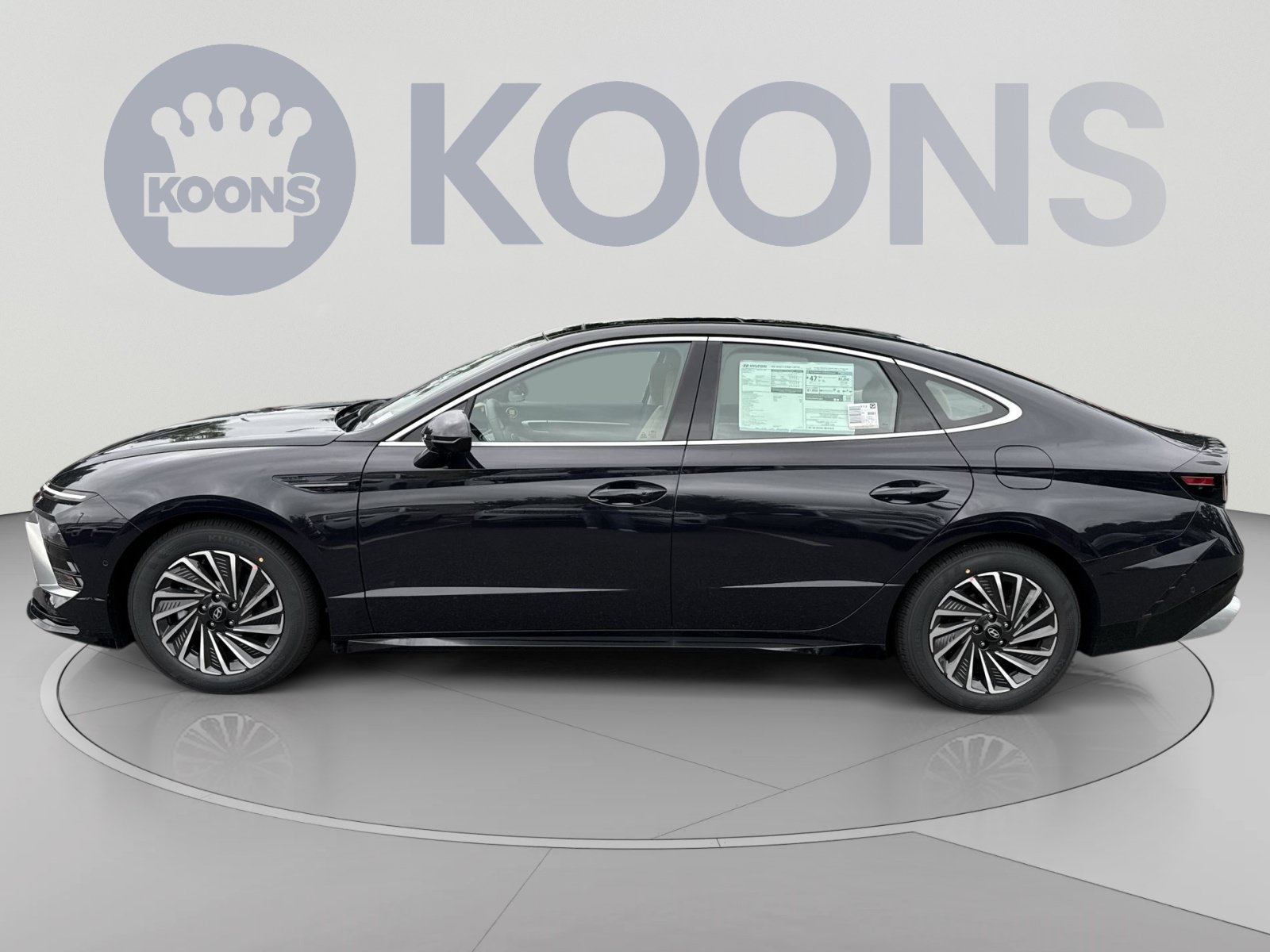 New 2026 Hyundai Sonata Limited FWD image 2