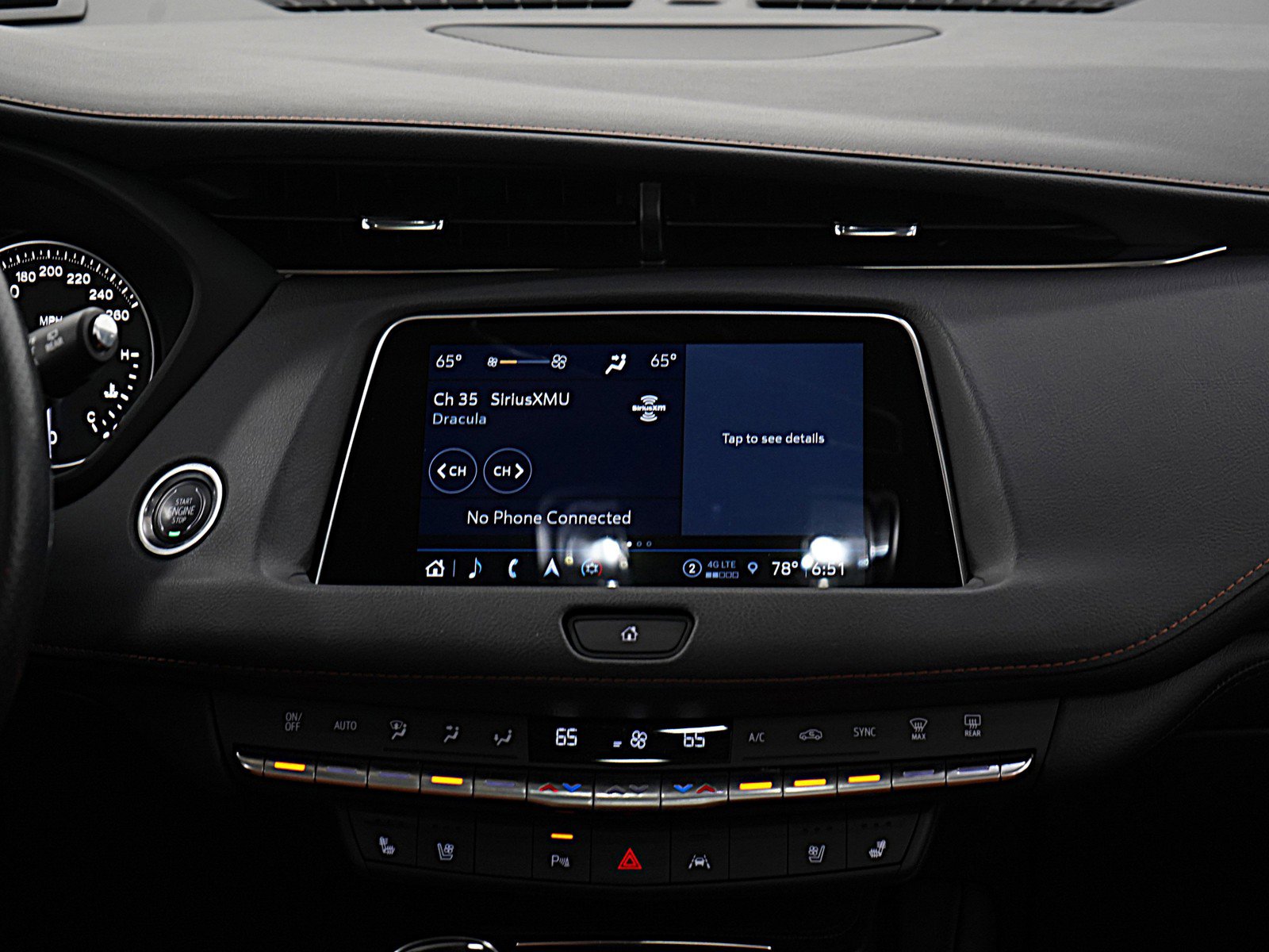 Used 2023 Cadillac XT4 Sport image 15