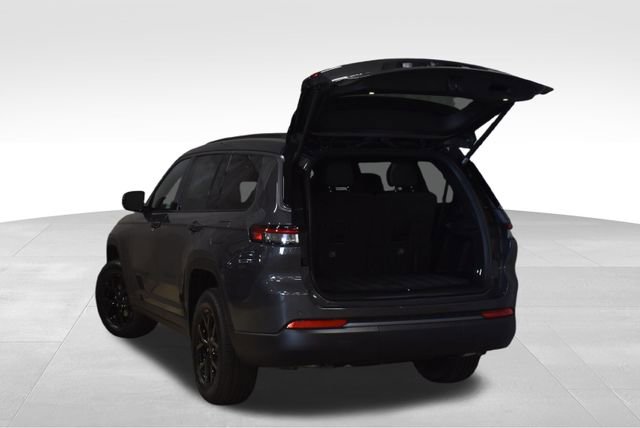 New 2026 Jeep Grand Cherokee L 4WD image 32
