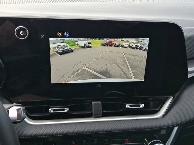 Used 2026 Chevrolet Equinox LT FWD image 18